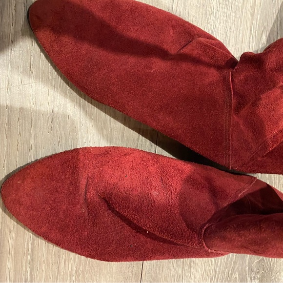 3 pairs of suede boots - Picture 9 of 14